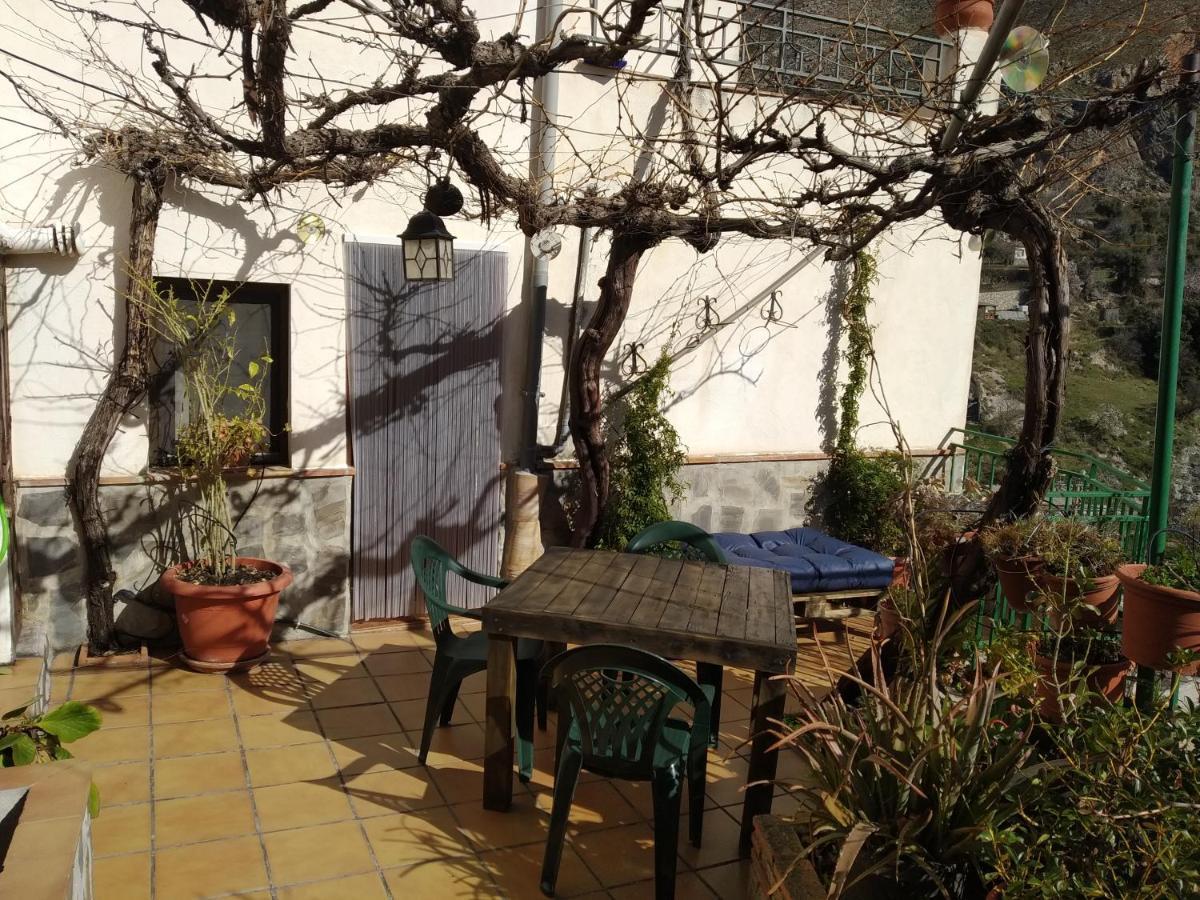Casa Maribel Villa Guejar Sierra Eksteriør bilde